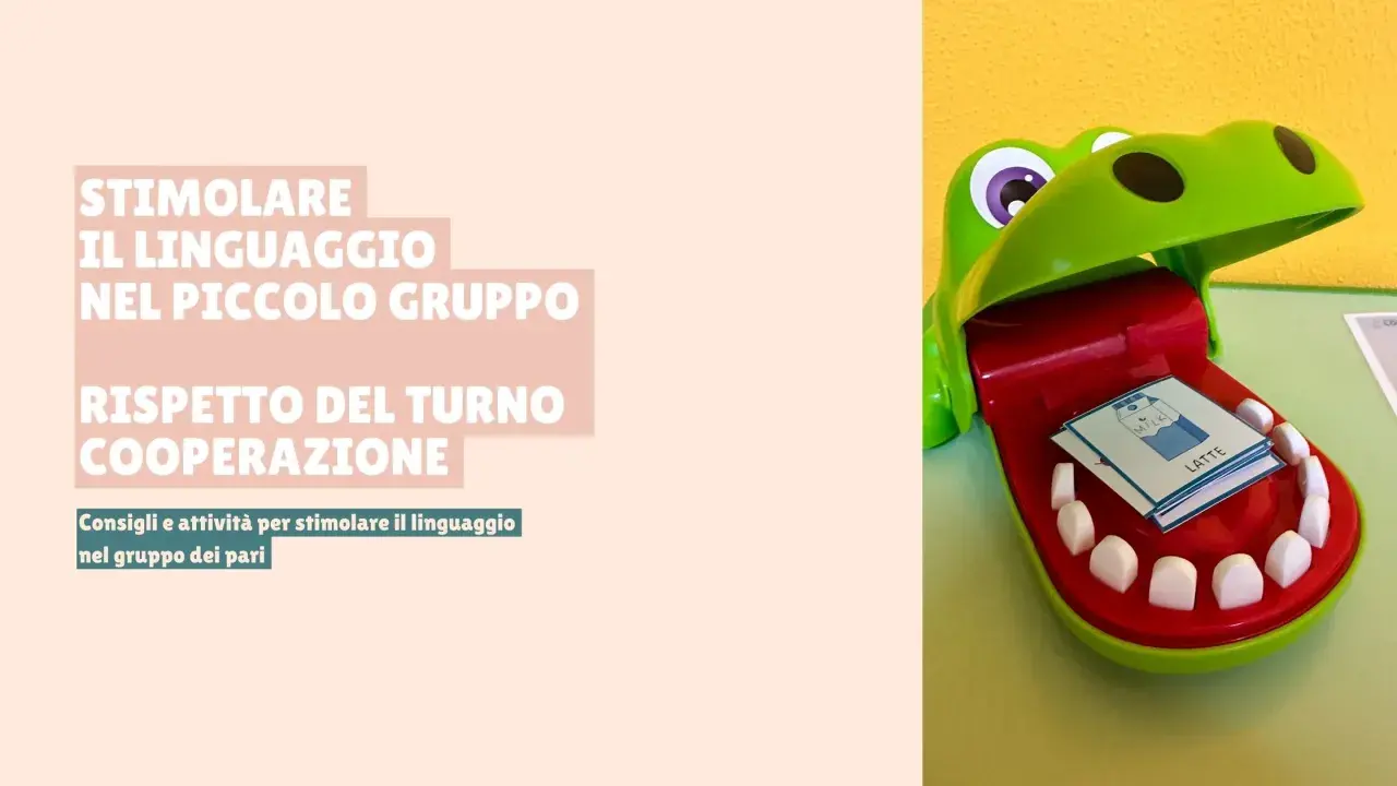 Un coccodrillo giocattolo con carte "latte" e "milk" all'interno, ideale per giochi di turnazione per autistici, stimolando linguaggio e cooperazione.