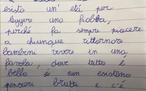Io credo che non esista un'età per leggere, perché fa sempre piacere a chiunque bambini vivere in una favola, dove tutto è bello, non esistono pensieri brutti e c'è sempre un lieto fine.