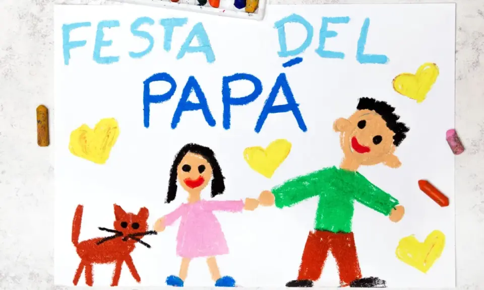 Disegno per la Festa del Papà: "Festa del Papà" scritto in azzurro e blu, con un bambino, una bambina e un gatto. Perfetto per lavoretti per la festa del papà facili.